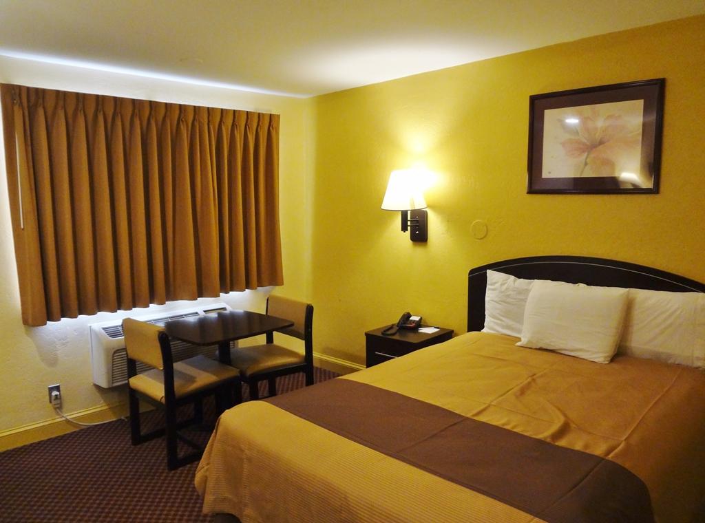 Americas Best Value Inn - Goldsboro Pokoj fotografie