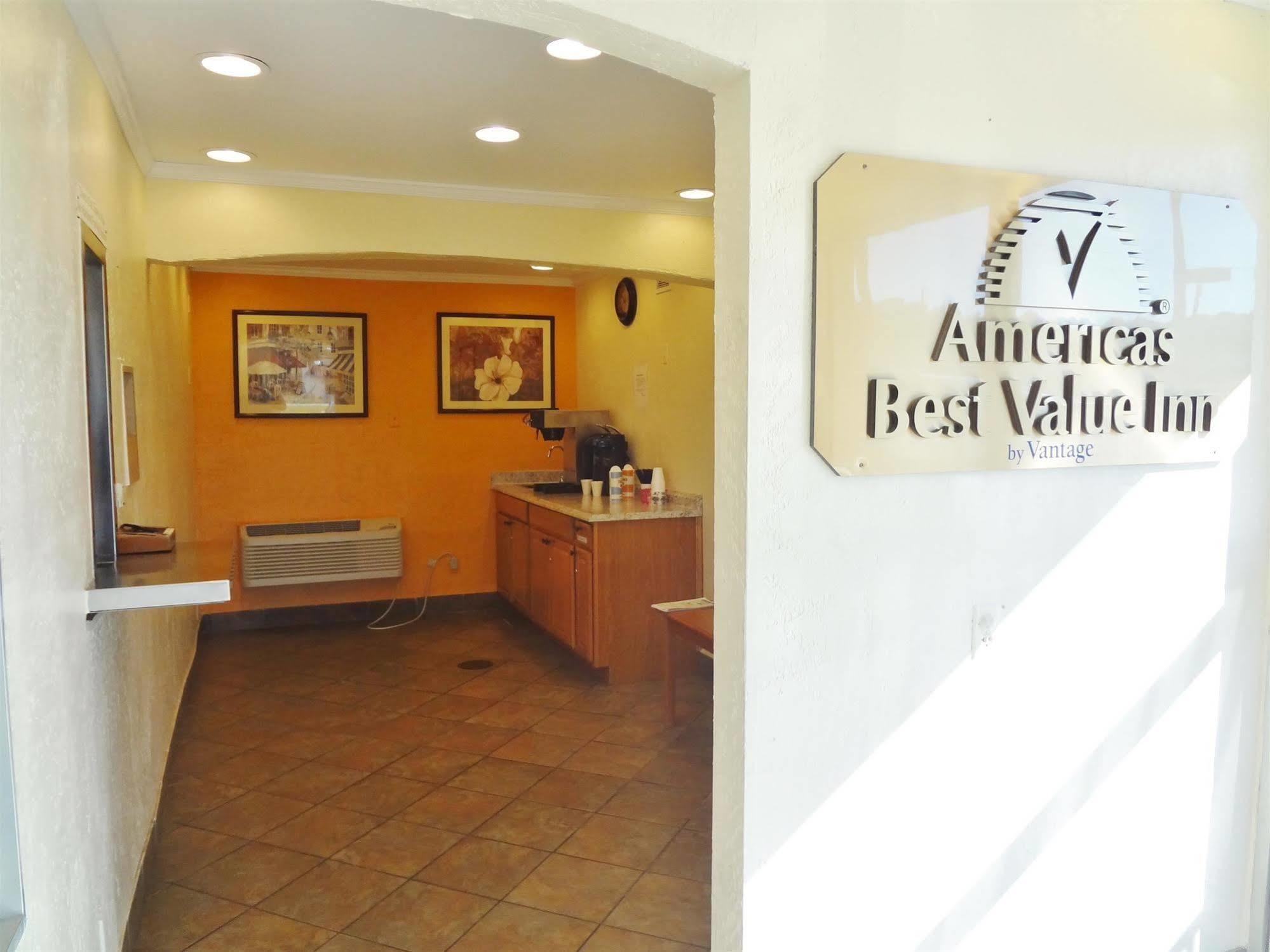 Americas Best Value Inn - Goldsboro Exteriér fotografie