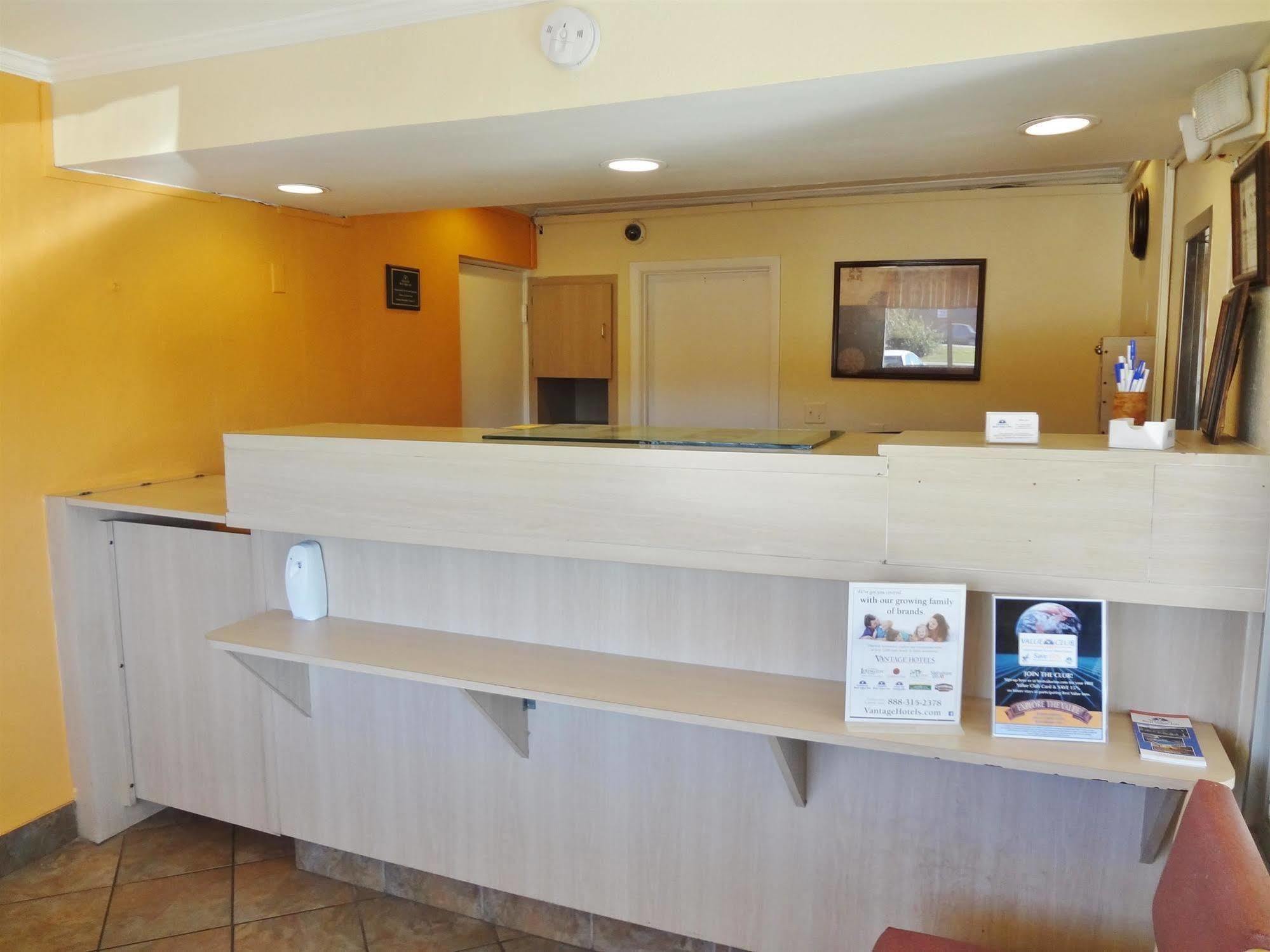 Americas Best Value Inn - Goldsboro Exteriér fotografie