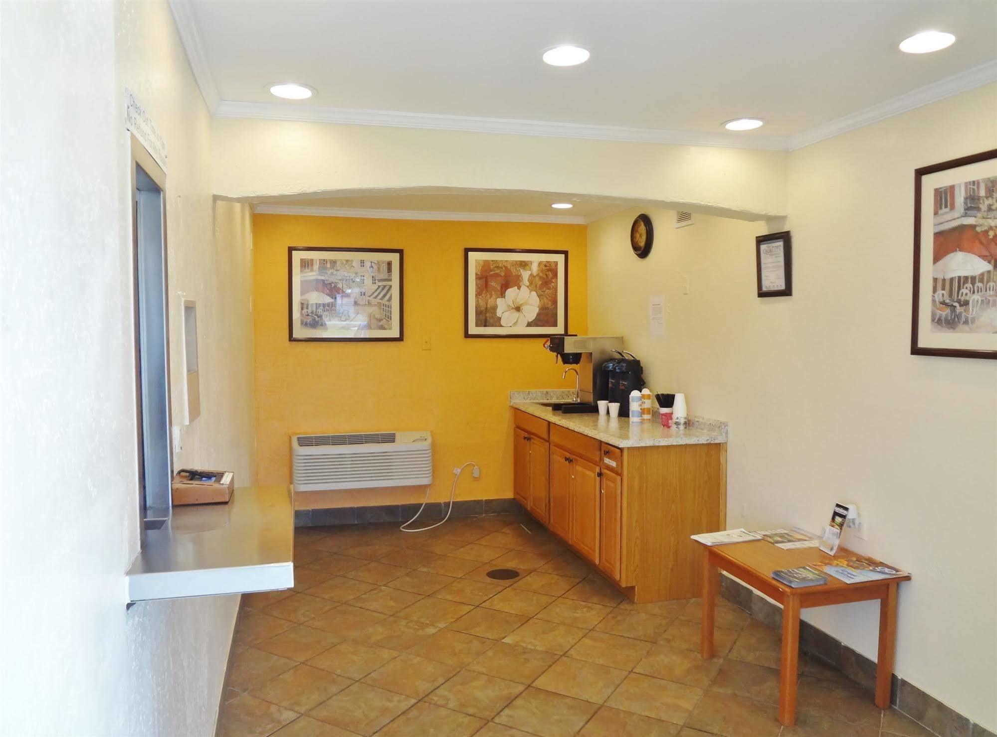 Americas Best Value Inn - Goldsboro Exteriér fotografie