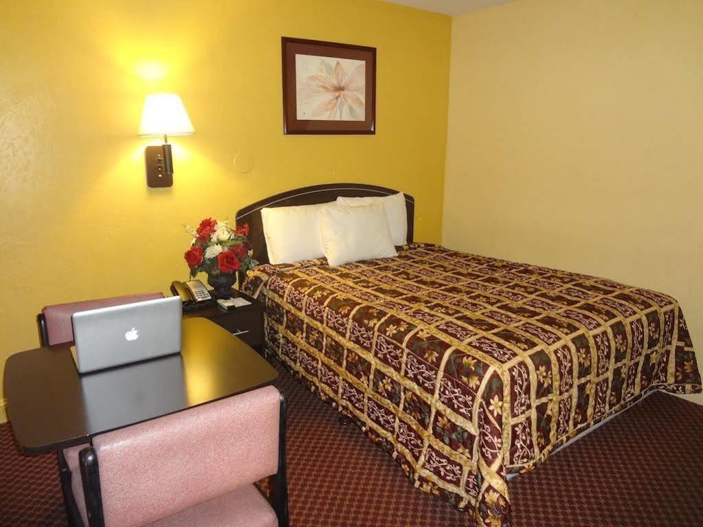 Americas Best Value Inn - Goldsboro Exteriér fotografie